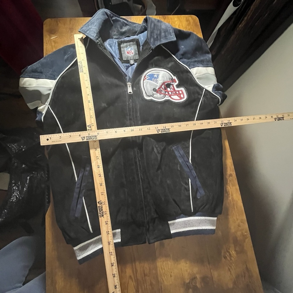 NFL Men'sNew England Patriots Suede Leather Varsity Jacket Size Large - Picture 14 of 16